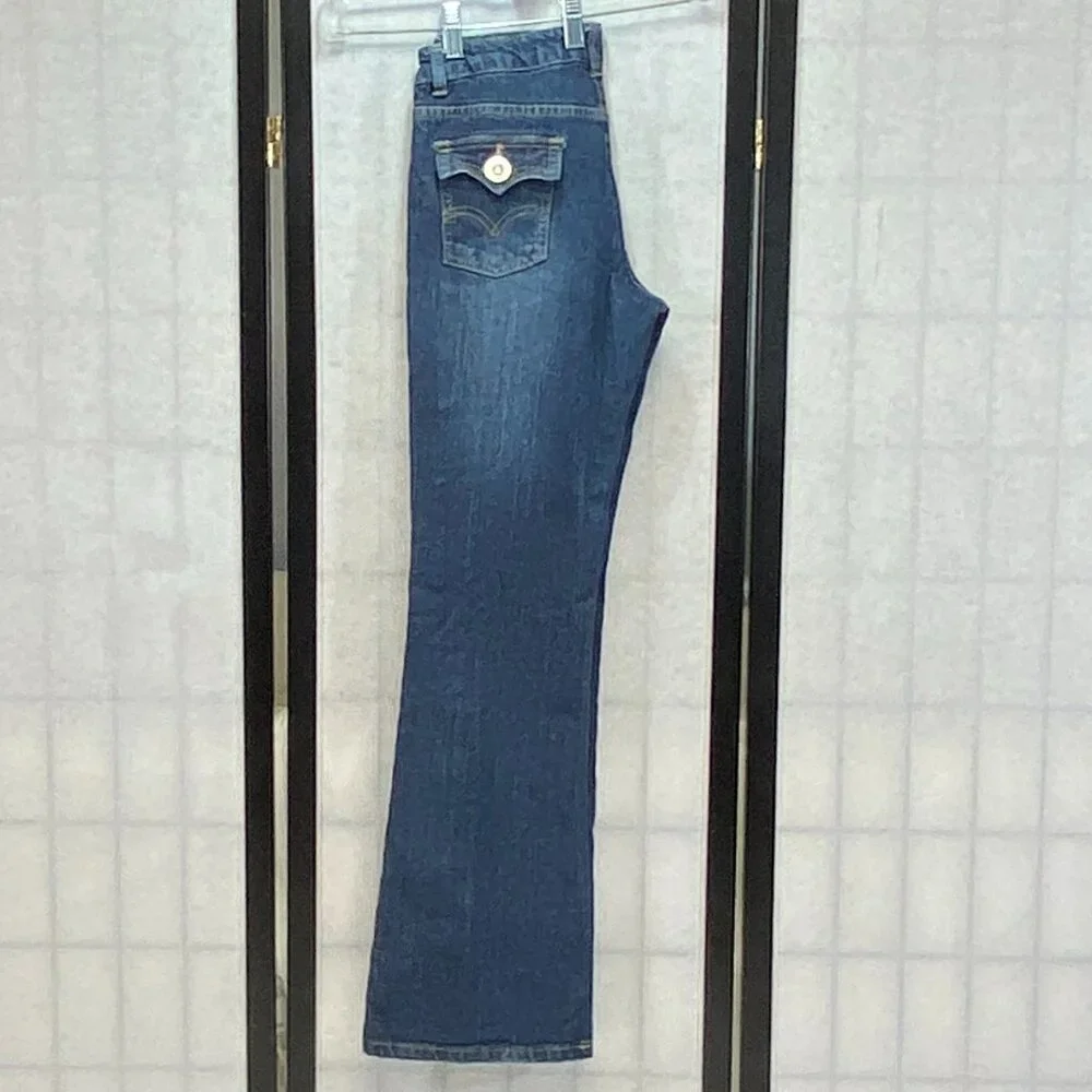 Levi's Low Rise Flared Jeweled Adjustable Waist Denim Jeans Medium Wash 14 Girl - Picture 6 of 14